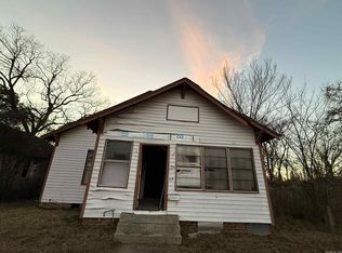 314 S Oak St, Pine Bluff, AR 71601