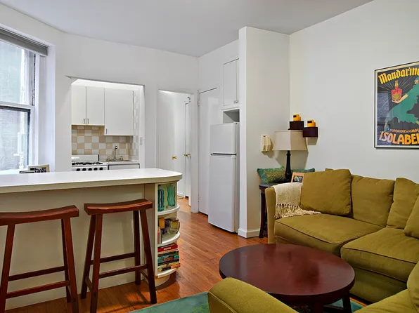 140 West 71st Street image 1 of 2