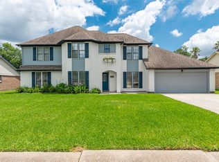 1402 Osborne Dr, Friendswood, TX 77546