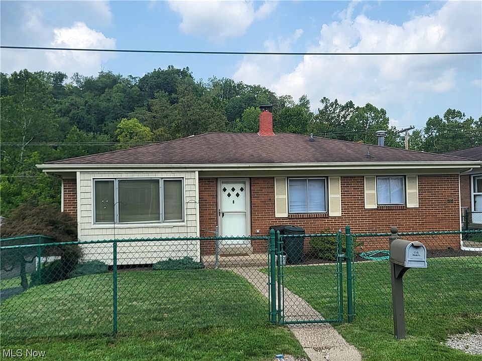 1st image of 648 Rose Ln