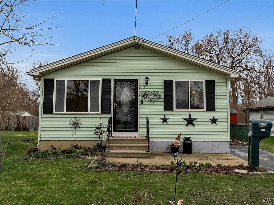1st image of 493 Willow Ave