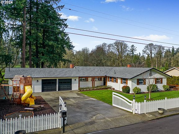 2nd image of 3714 NE 97th Ave
