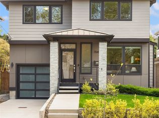 7047 33rd Ave NE, Seattle, WA 98115