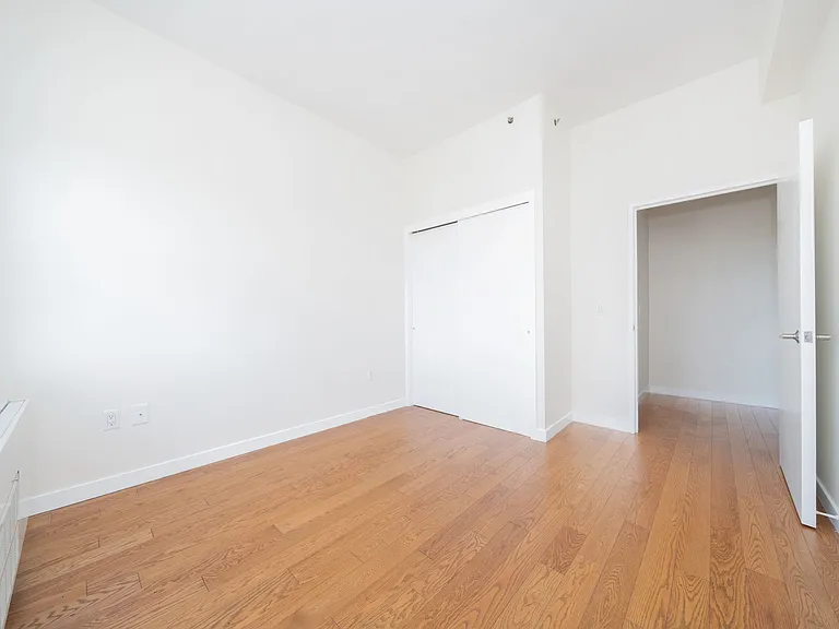 75-25 153rd St #551 — Photo 10