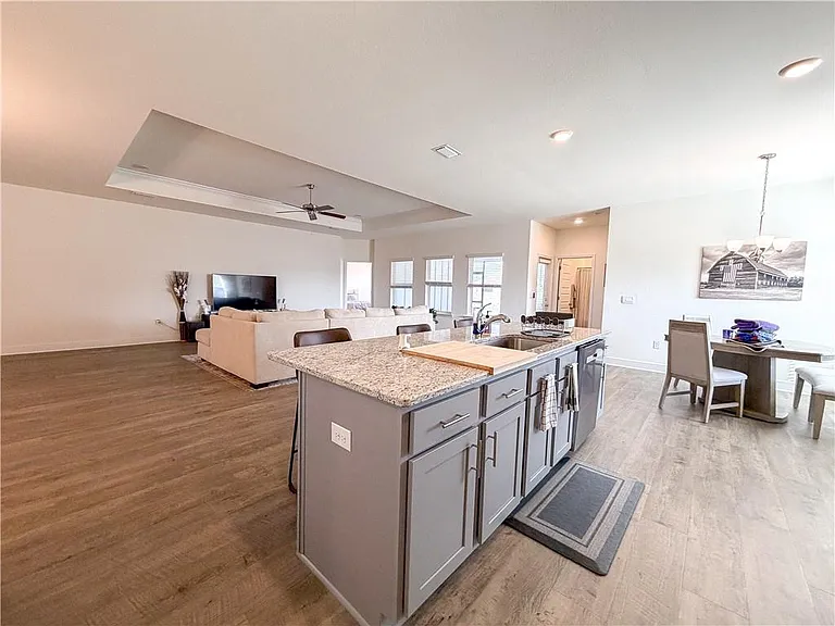 27137 Augustine Dr — Photo 12