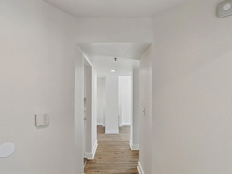3901 Travis St #100 — Photo 19