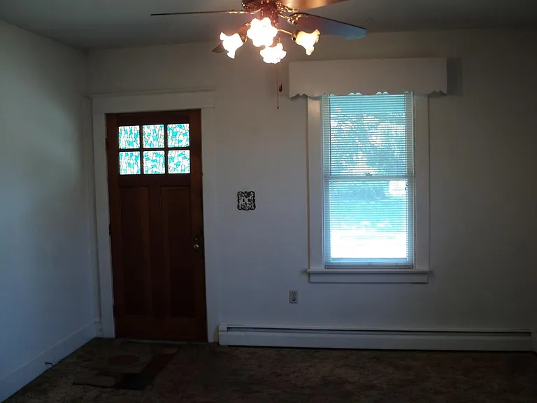 living rm, front door entrance