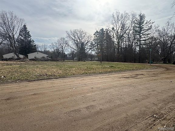 2nd image of 4235 Quick Rd