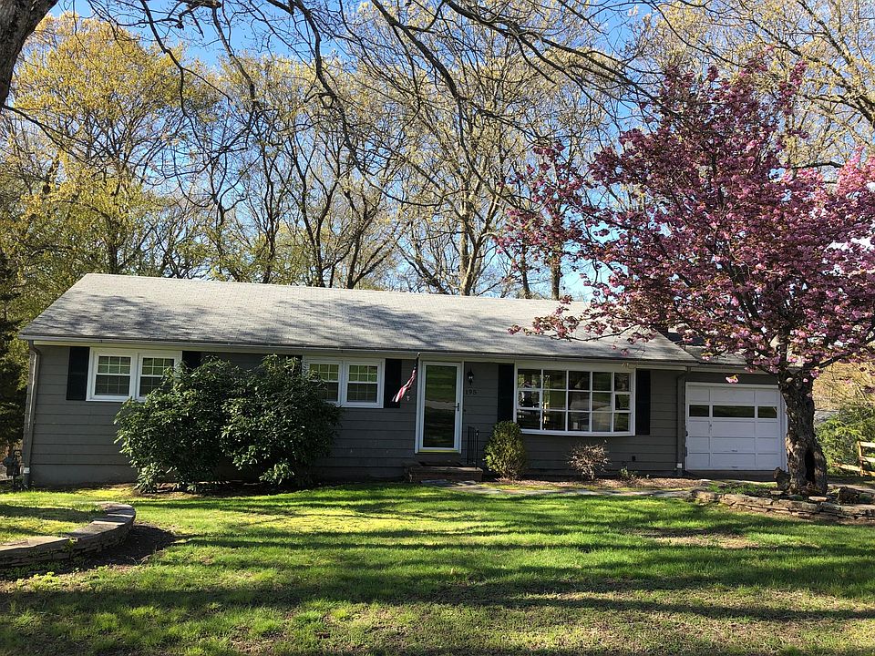 1st image of 195 Maplewood Dr