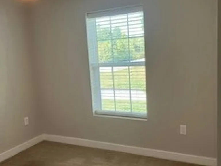 Bluff Crossing Apartments — Photo 14