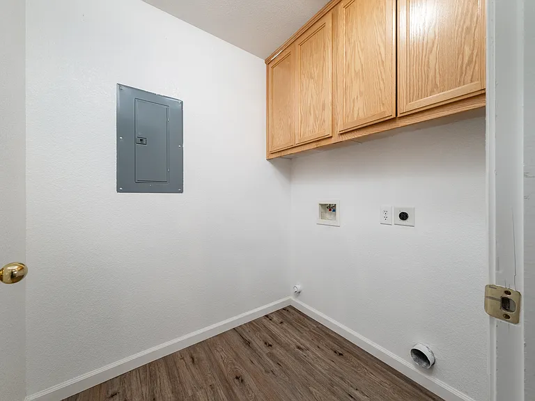 Morgan Manor - Lexar Drive — Photo 10