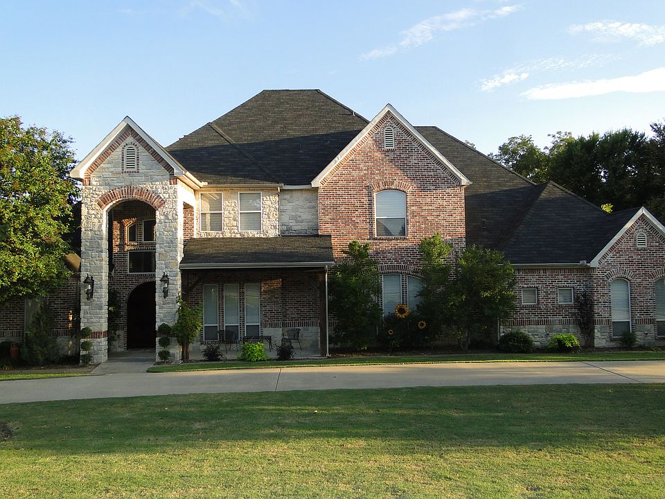 1st image of 1862 Plum Creek Dr