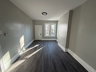 3rd image of 5138 Kensington Ave