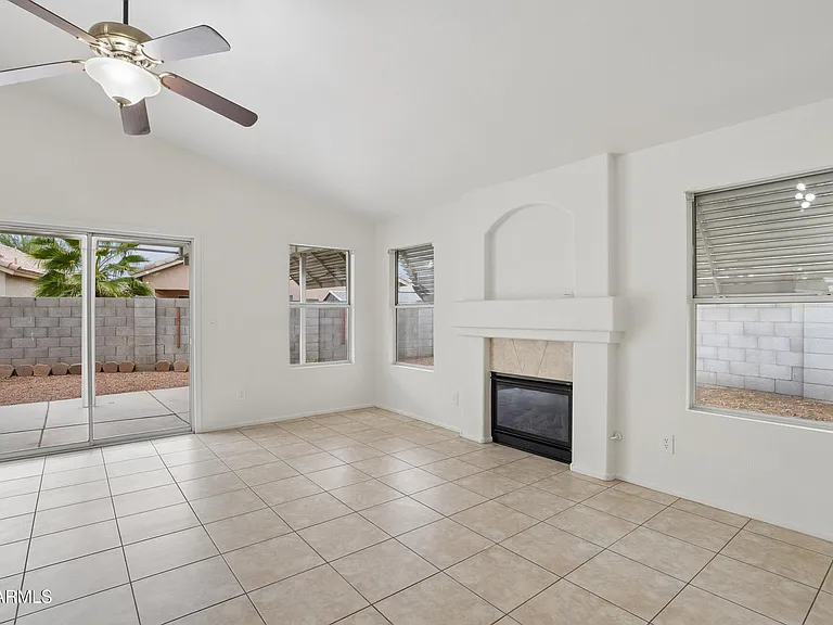 15661 W Hammond Dr — Photo 18