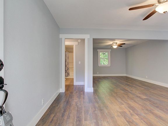 2nd image of 1779 Mooreland Dr