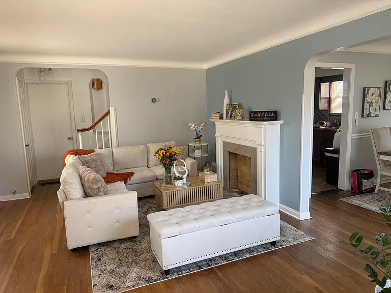 4204 Torrington Ave — Photo 4