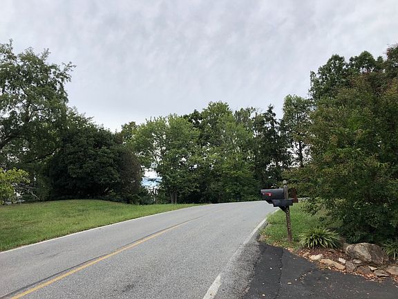 5th image of 5935 Bridlewood Dr