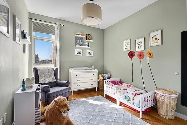 Sold by Compass | media 8