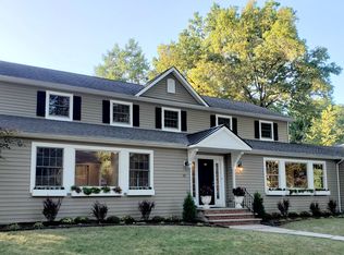 26 Elizabeth Rd, Montclair, NJ 07043