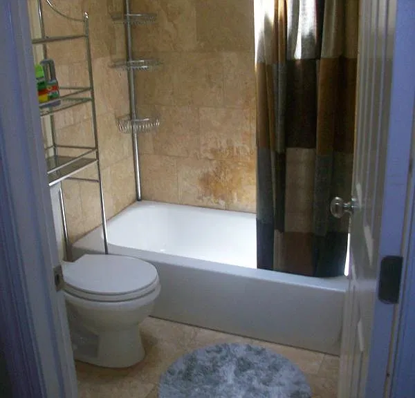 447 Lamont St NW — Photo 3