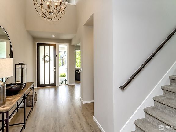4th image of 13211 181st Avenue Ct E
