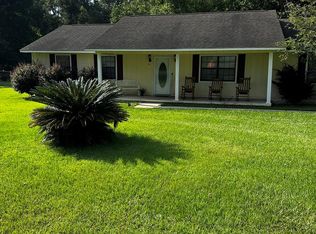 711 Crescent Cir, Douglas, GA 31533