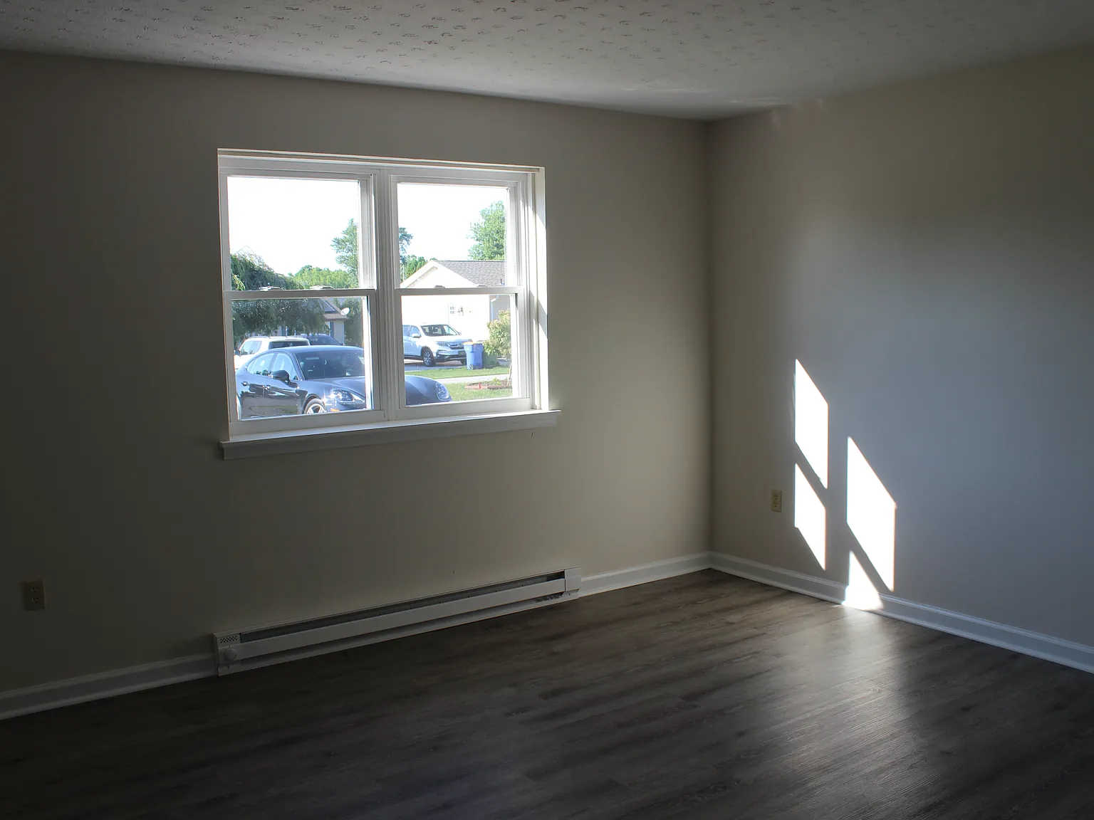 2 bed, 900 sqft, $1,625 — Photo 3