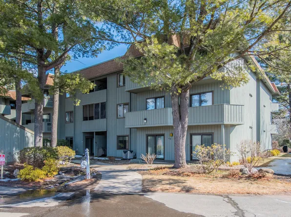 8 Hickory Hill #8, Southington, CT 06489