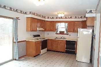 2nd image of 4180 Locust Point Ct