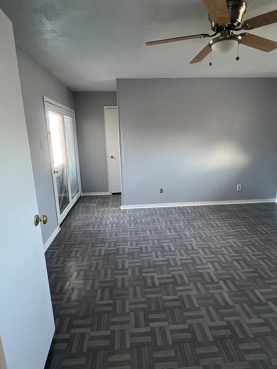 Building Photo - 5001 Nash Dr
