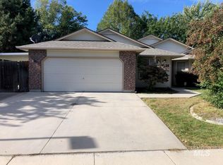 2615 S Weber Rapids Pl, Meridian, ID 83642