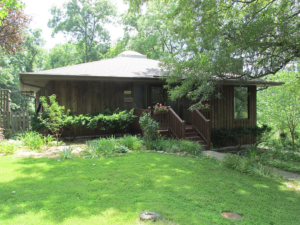 1st image of 2200 Bluff Blvd