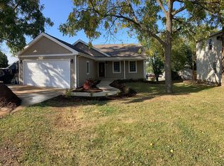 109 Hickory St, New Lenox, IL 60451