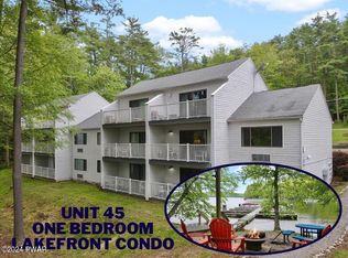 605 Waterview Ln #45, Greentown, PA 18426