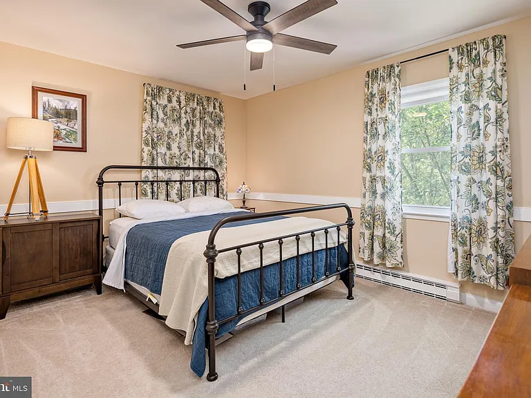 15005 Narrows Ln — Photo 24