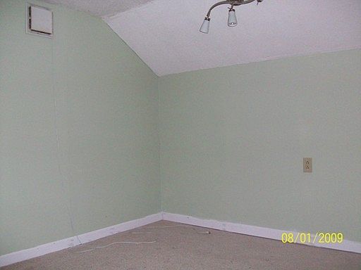 3rd image of 521 Hart St