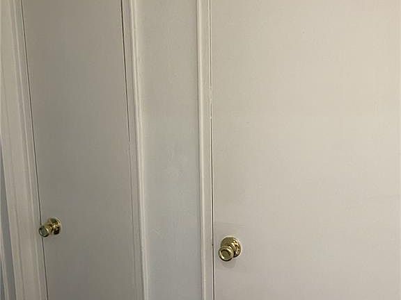 3rd image of 850 Howard Ave APT Le