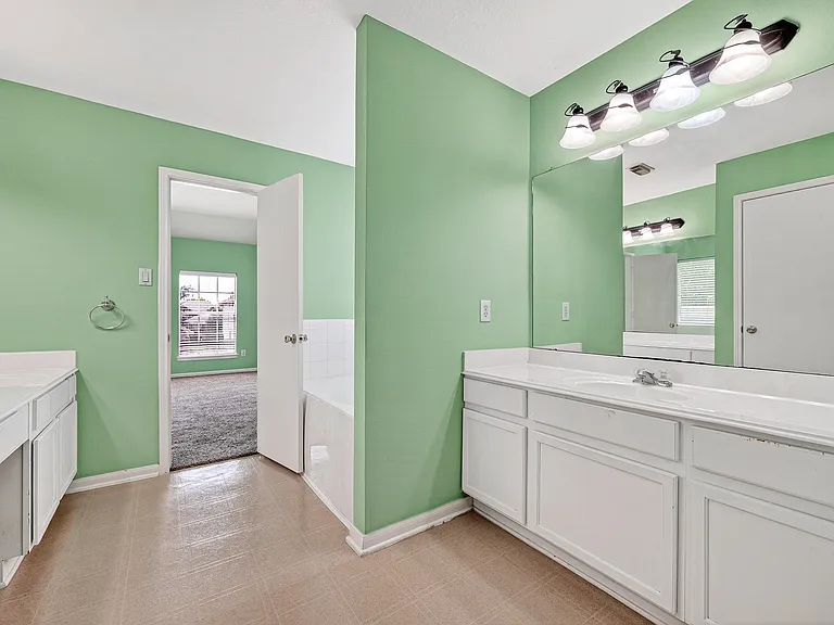 16102 Flatridge Ct — Photo 27