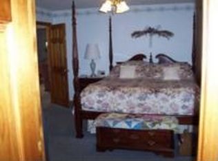 2808 Weaver Rd, Herrin, IL 62948