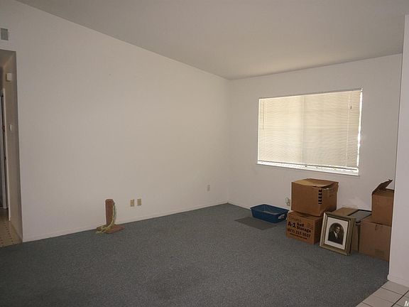 2nd image of 361 Park Warren Dr
