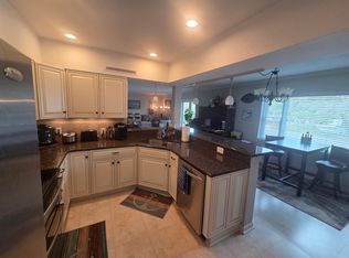 10100 Lake Shore Dr, Myrtle Beach, SC 29572