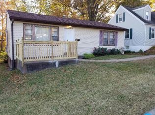8854 Harold Dr, Saint Louis, MO 63134