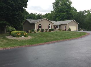 123 1/2 Woodspath Rd, Liverpool, NY 13090