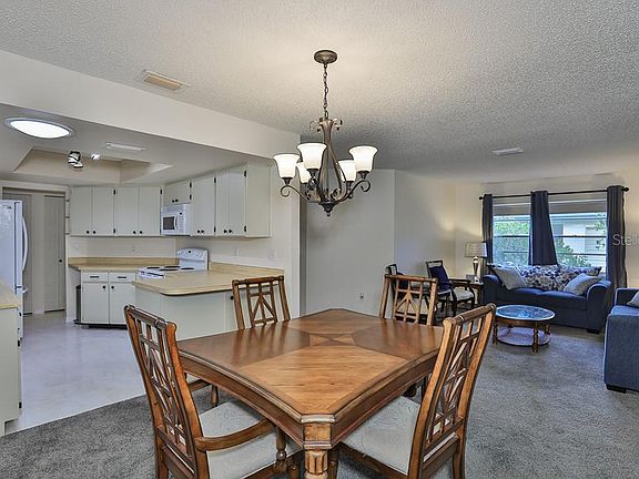 3rd image of 2106 Harleston Pl