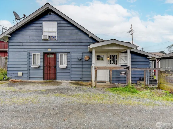 112 Cascade Avenue, Granite Falls, WA 98525