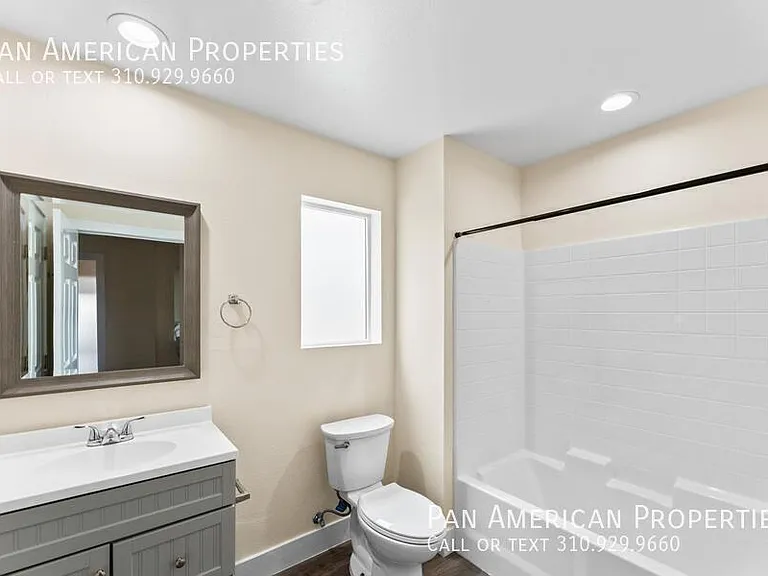 1031 S Montebello Blvd #A — Photo 27