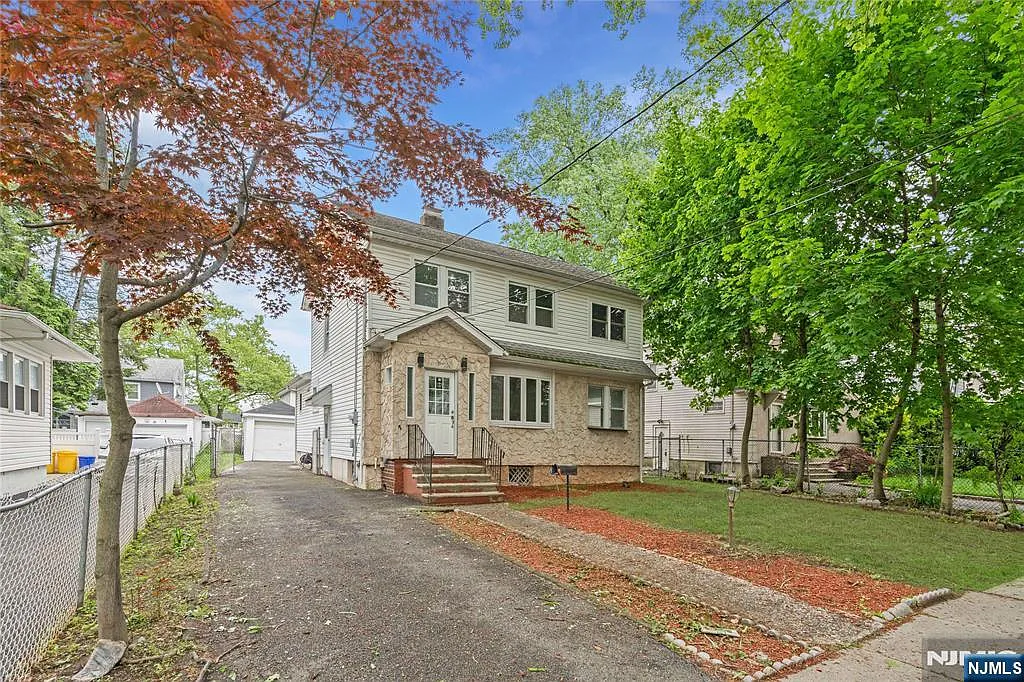 3 bed, 3.0 bath, $3,900 — Photo 1
