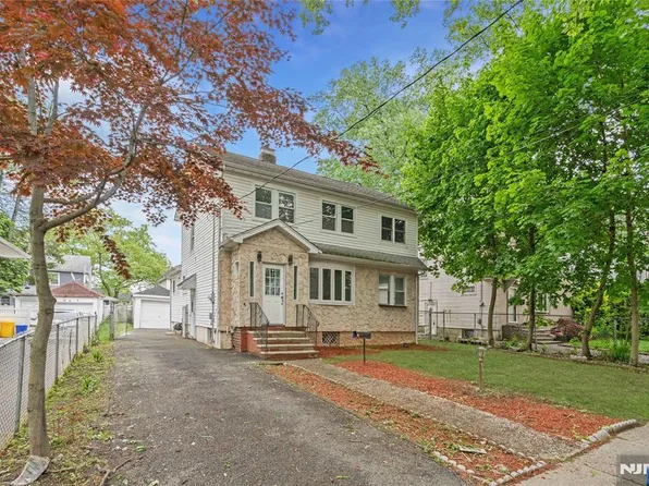 1153 Margaret St, Teaneck, NJ 07666