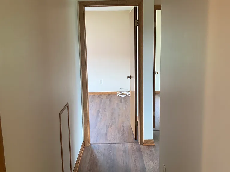 7016 Woodbine Rd — Photo 16