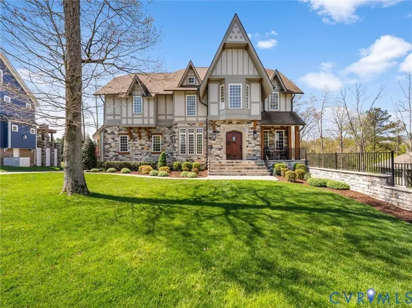 1912 Limbeck Ln, Midlothian, VA 23112